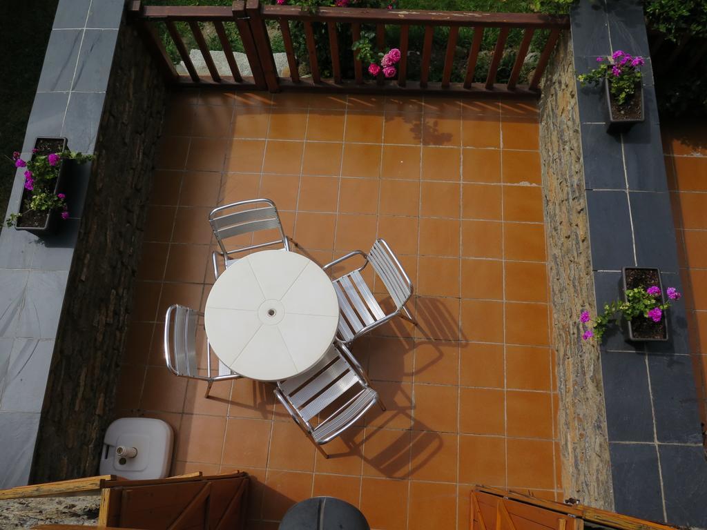 Apartaments El Ribal Valencia D'Aneu Eksteriør billede
